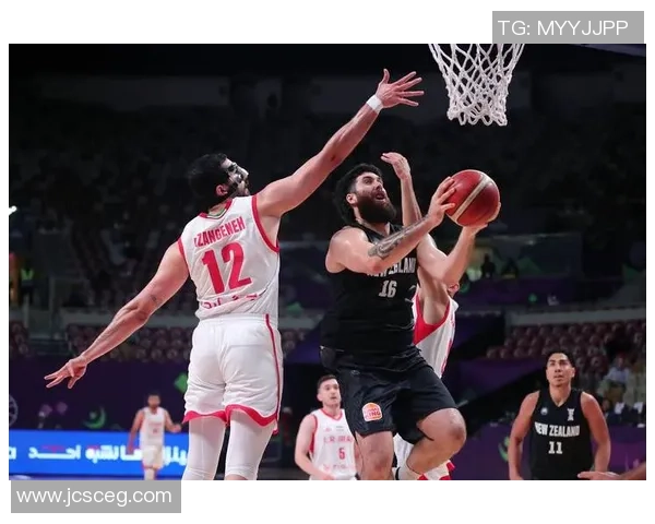 2018年男篮亚运会中国队与伊朗队激战回顾与精彩瞬间分析